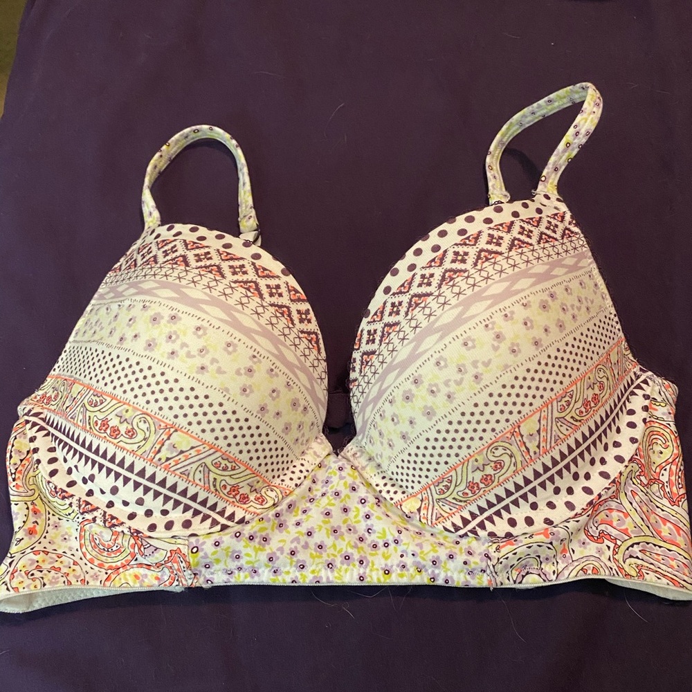 EUC VS Plunge Strappy Back Push-up Bra 32D